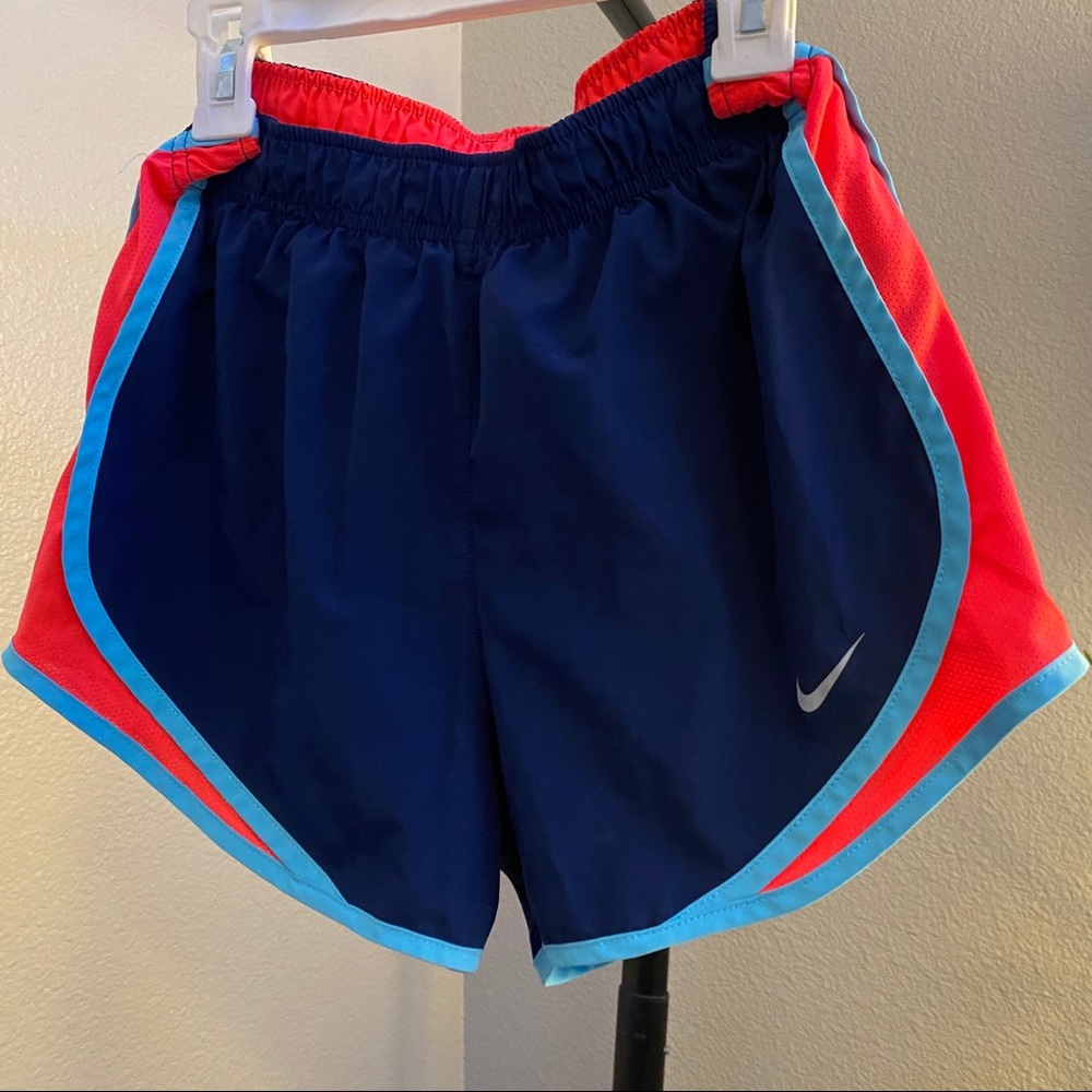 NIKE BUNDLE navy blue shorts and matching tank top